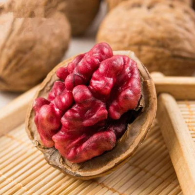 Qủa Óc Chó Đỏ